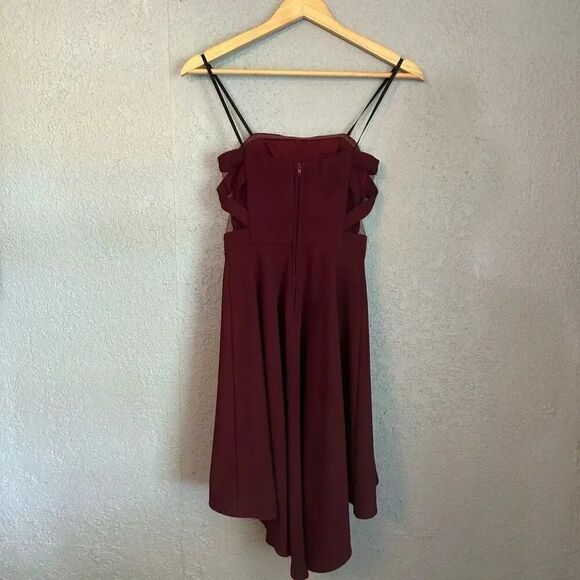 B. Darlin Women’s Burgundy strapless Short Cocktail Size 1/2 - Picture 5 of 5